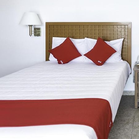 צ'טומאל Hotel Gandhi מראה חיצוני תמונה