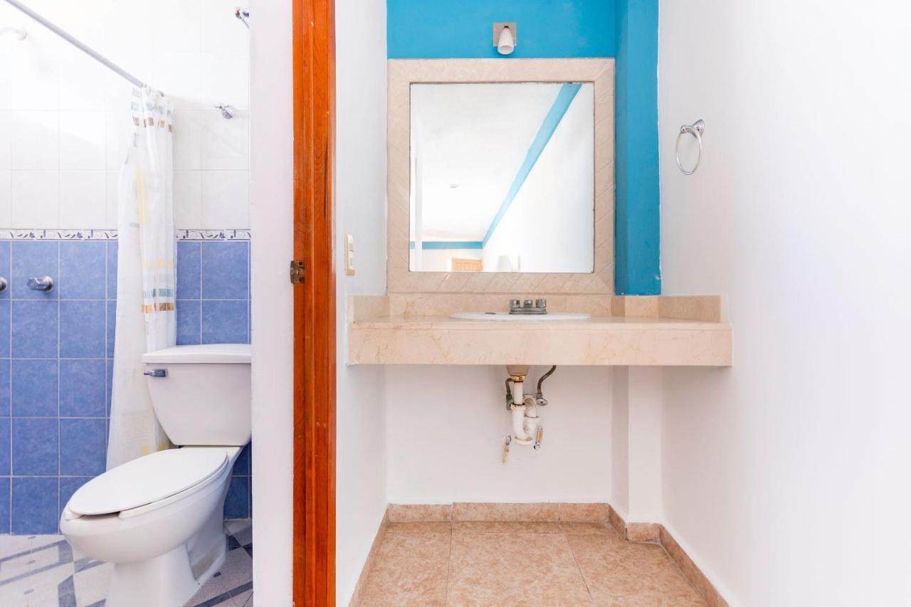 צ'טומאל Hotel Gandhi מראה חיצוני תמונה