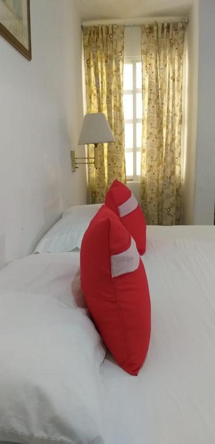 צ'טומאל Hotel Gandhi מראה חיצוני תמונה