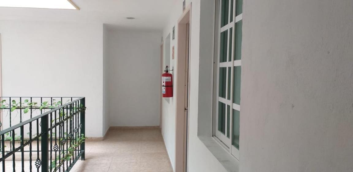 צ'טומאל Hotel Gandhi מראה חיצוני תמונה
