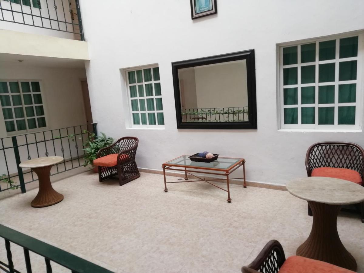 צ'טומאל Hotel Gandhi מראה חיצוני תמונה