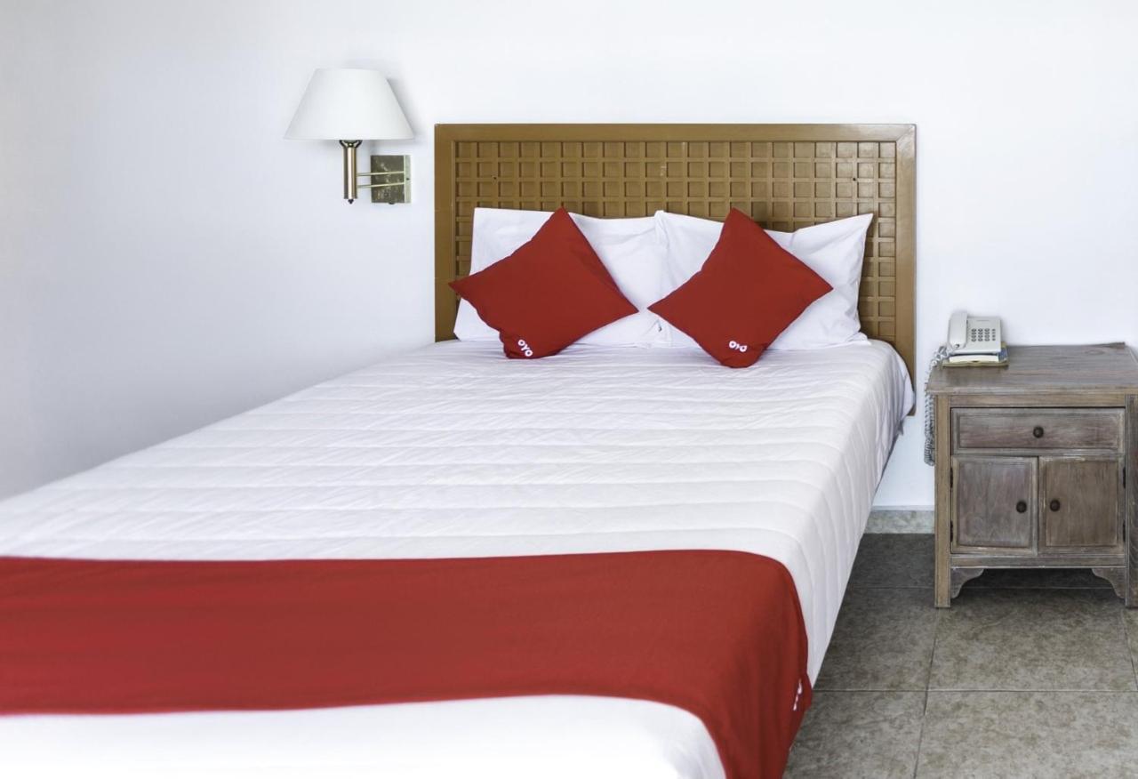 צ'טומאל Hotel Gandhi מראה חיצוני תמונה